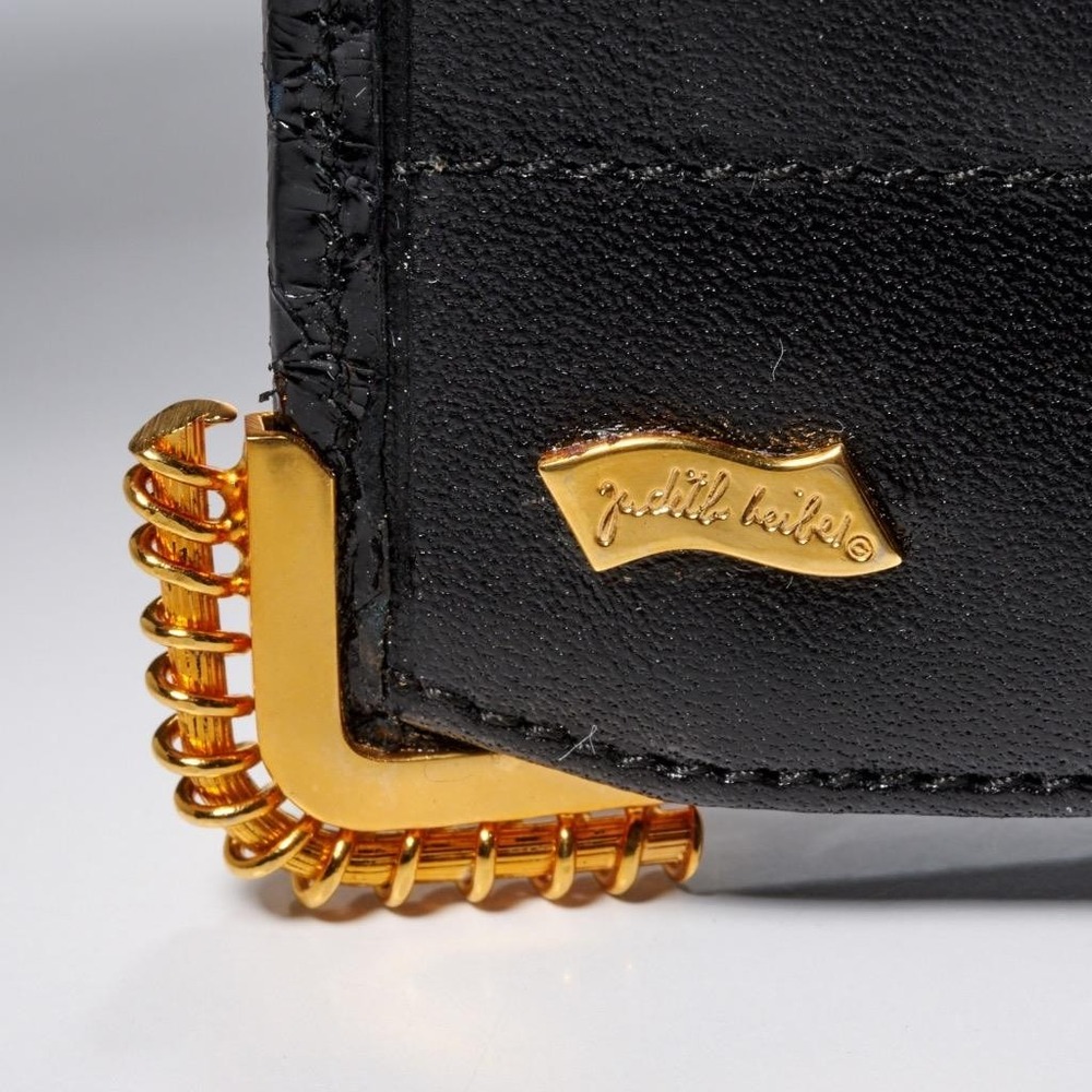 Judith Leiber Black Snakeskin Leather Ladies Tri-Fold Wallet Gold Tone Hardware - Picture 6 of 6